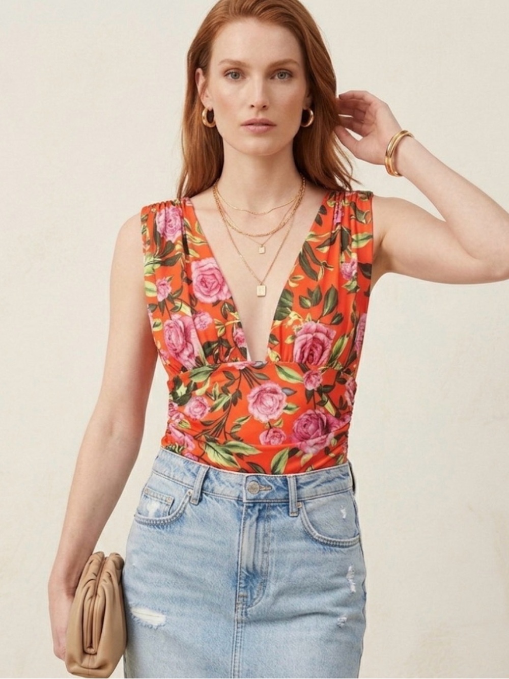 NWT Zara Floral Deep V-Neck Ruched Bodysuit - Size Medium